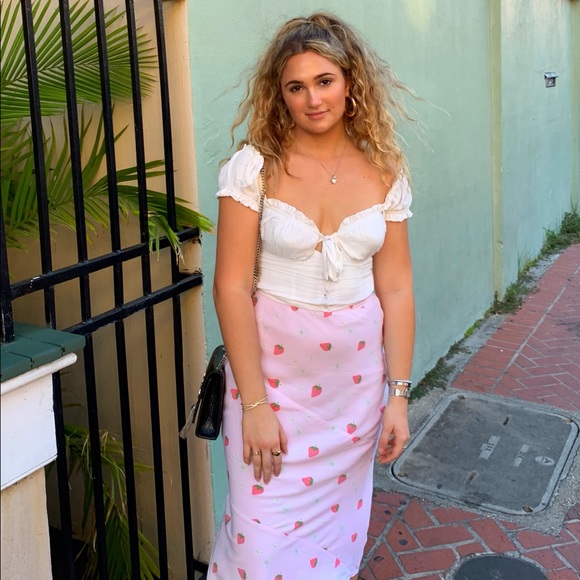 Meet your Posher!💖 - Picture 1 of 8